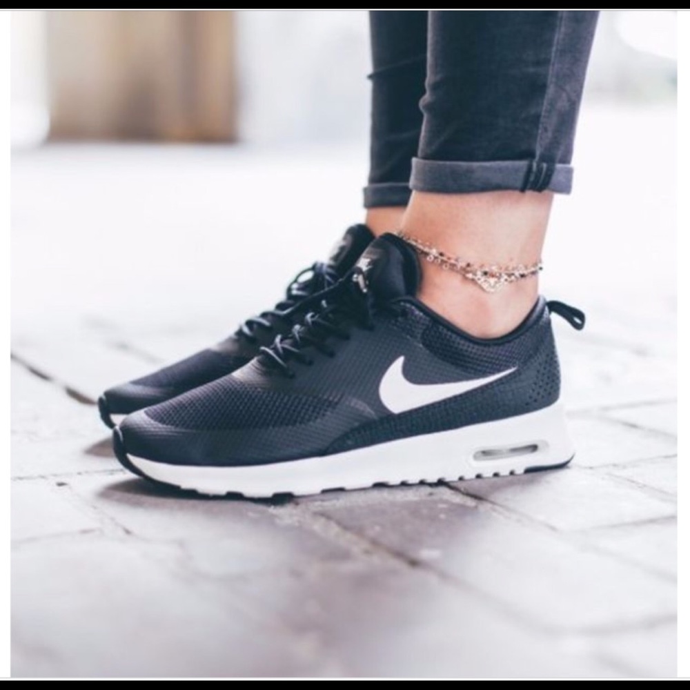 Nike Air Max Thea Casual Shoes